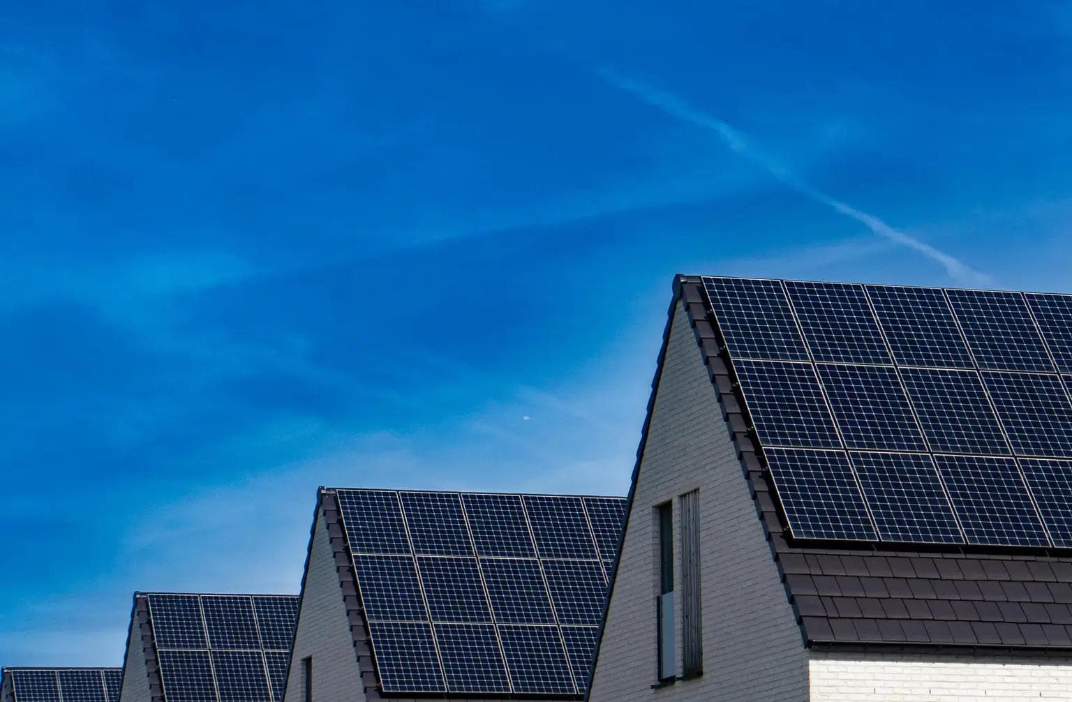 Off-Grid Solar Banner